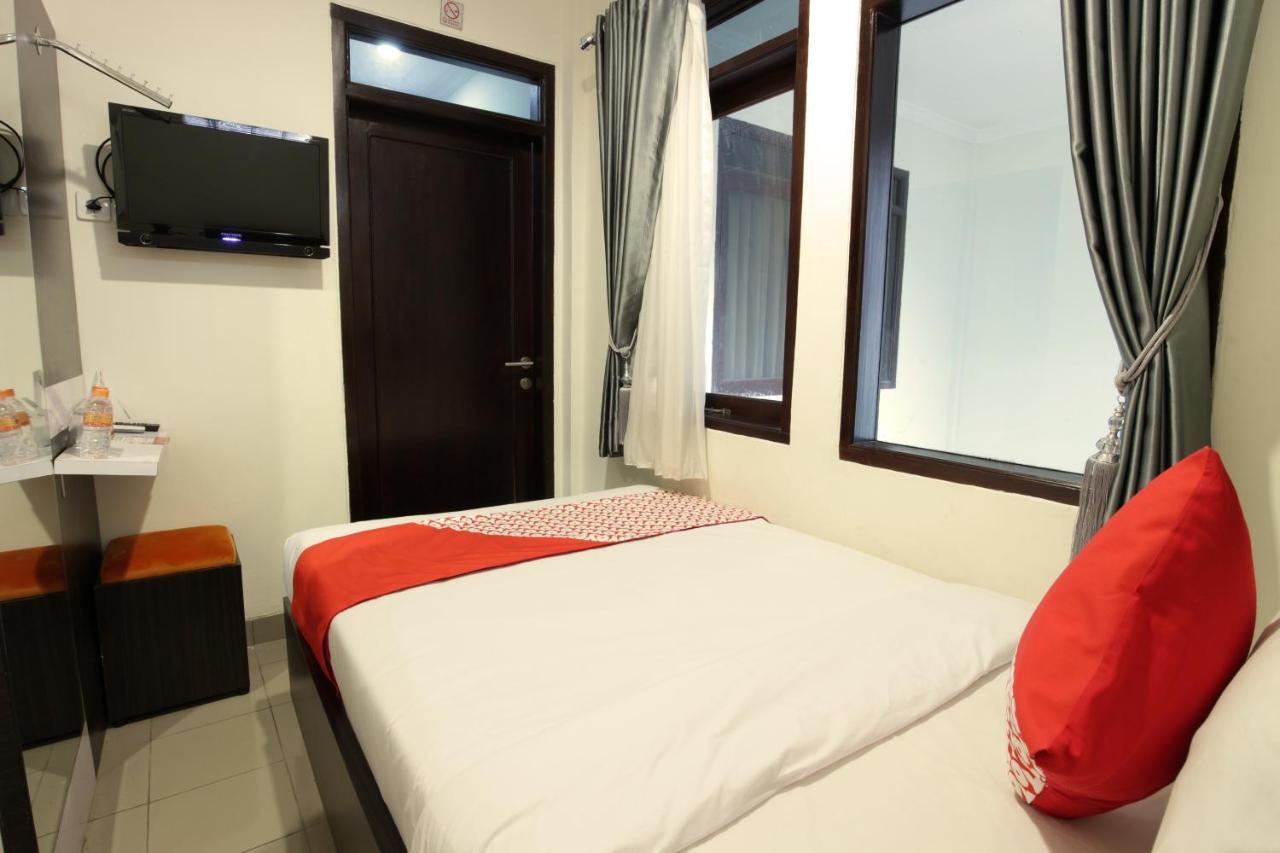 Oyo 202 Kuwera Inn バンドゥン エクステリア 写真